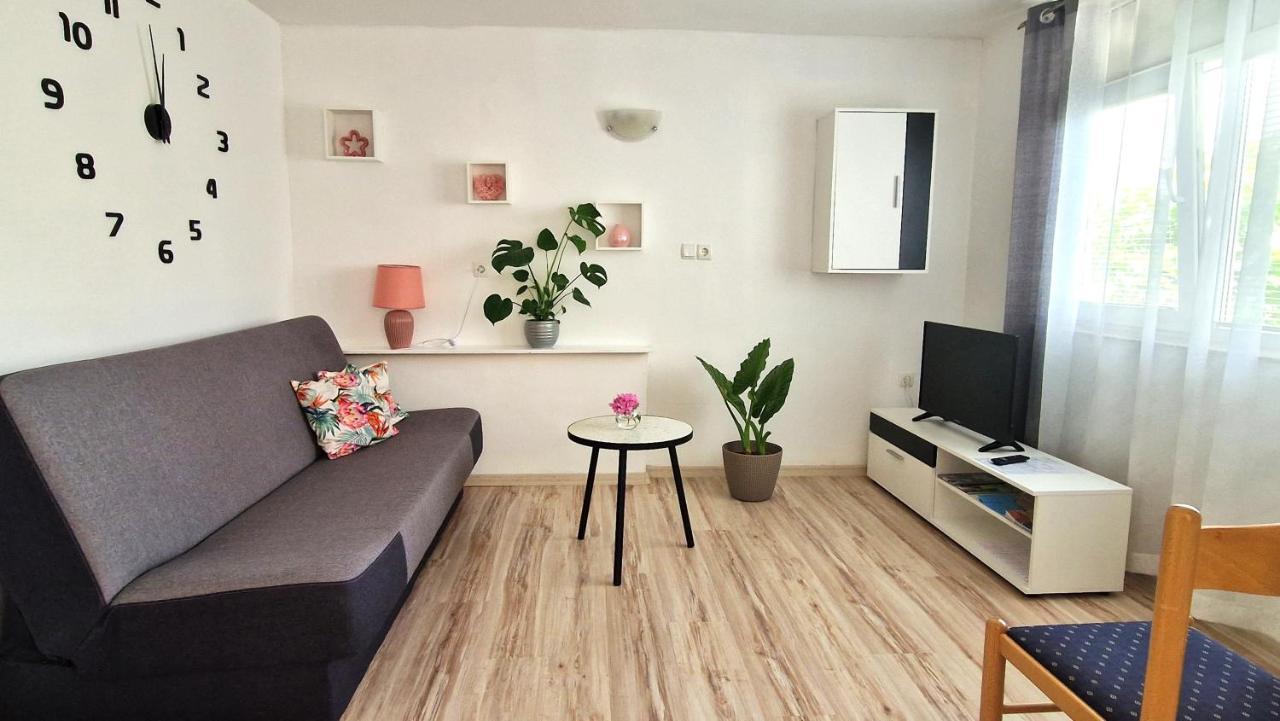 Apartment Jagoda Krk Town Exterior photo